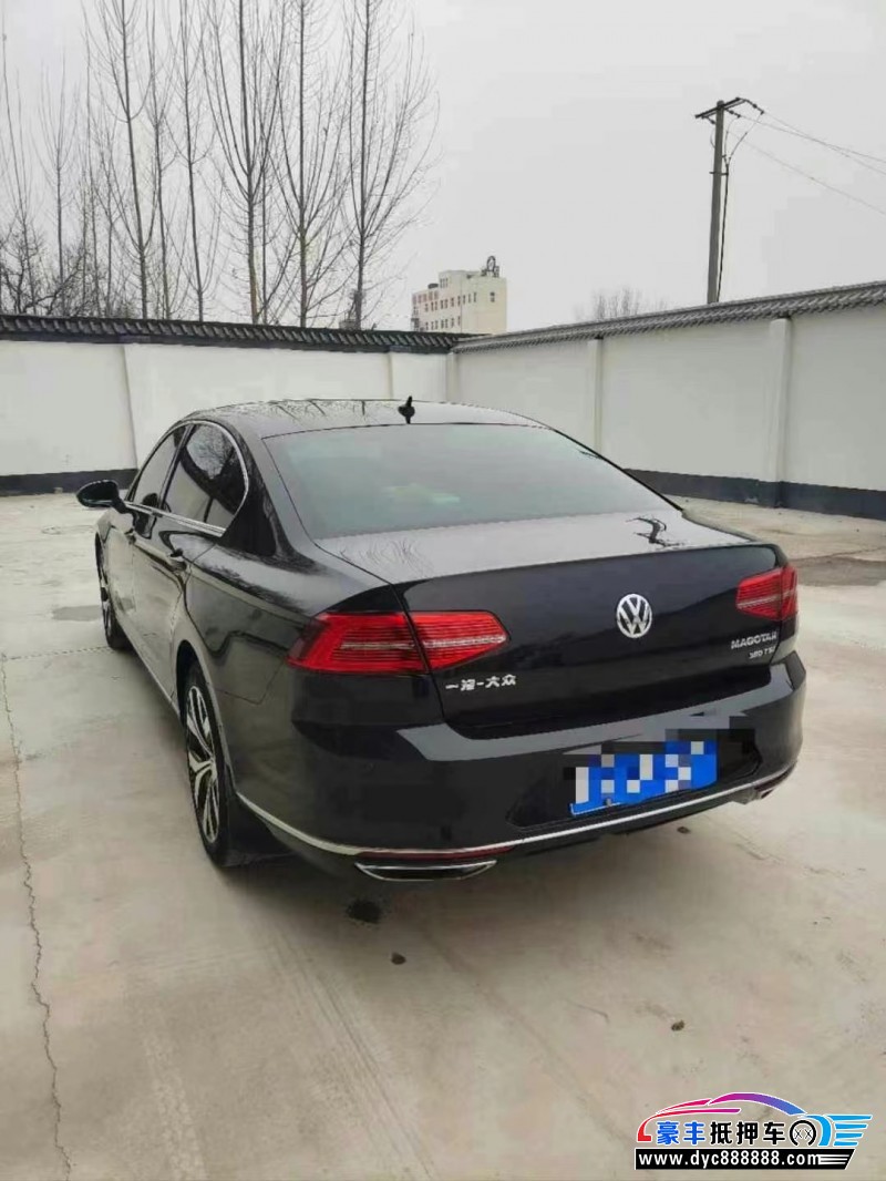 16年大众迈腾轿车抵押车出售