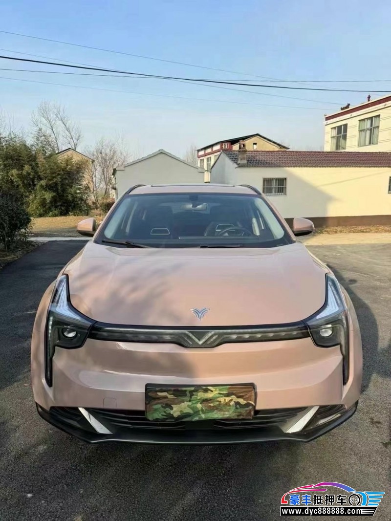 24年哪吒U轿车抵押车出售