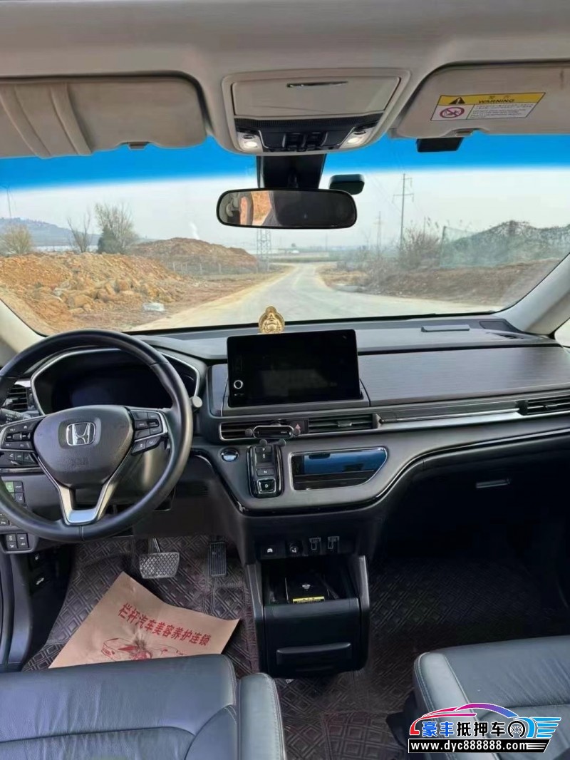 22年本田艾力绅轿车抵押车出售