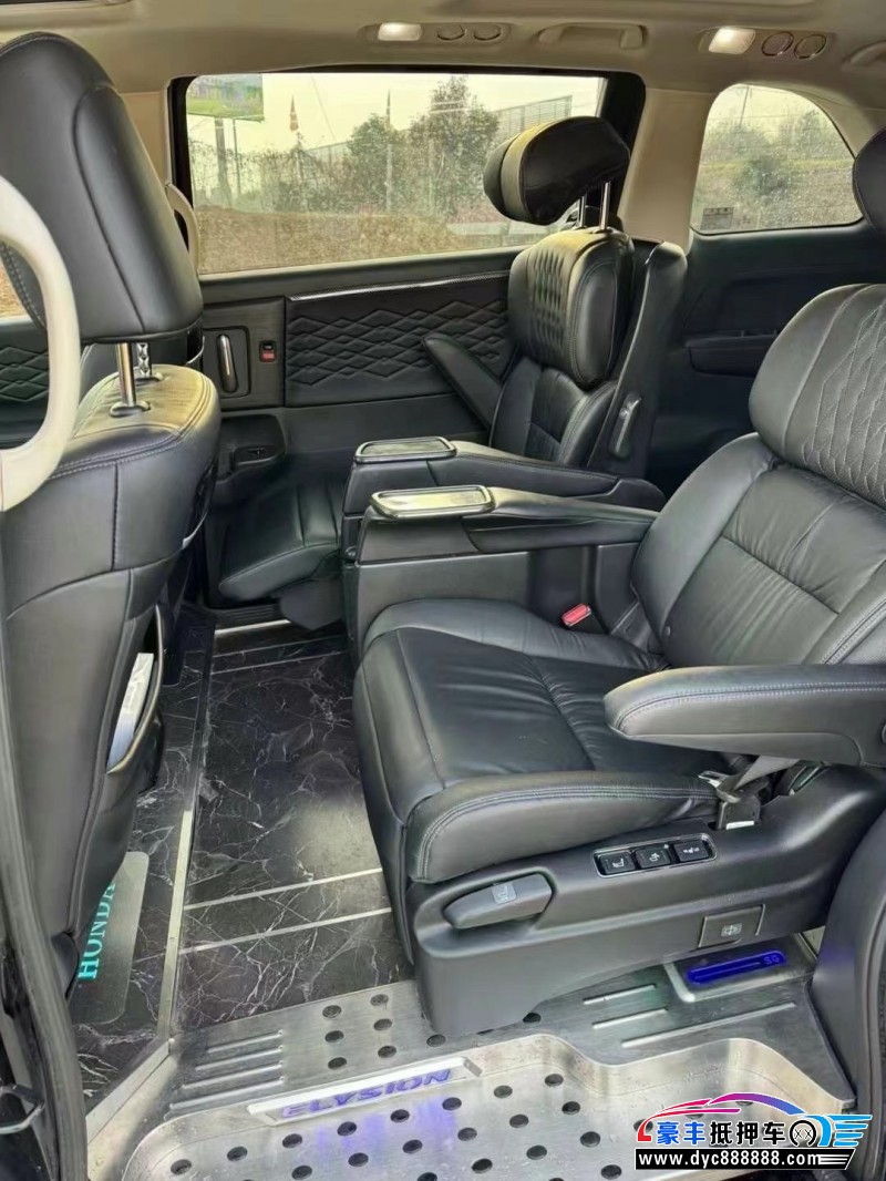 22年本田艾力绅轿车抵押车出售