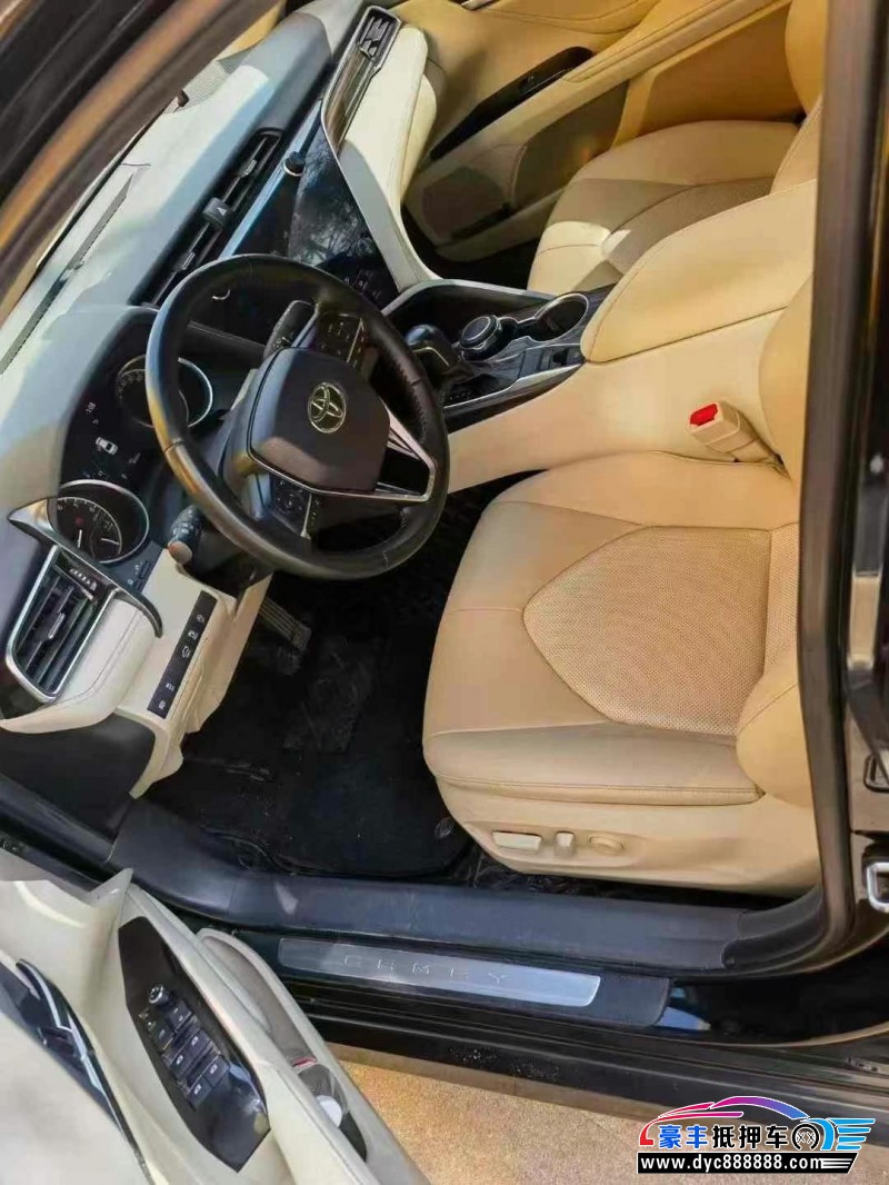 19年丰田凯美瑞轿车抵押车出售