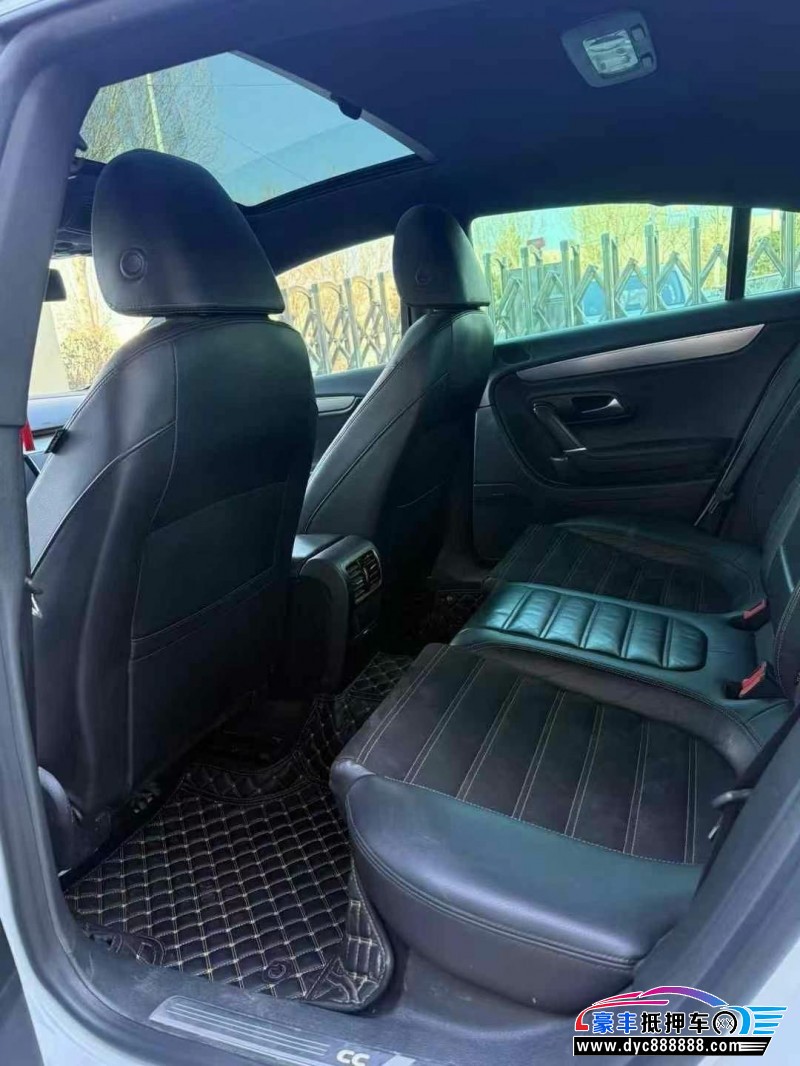 16年大众CC轿车抵押车出售