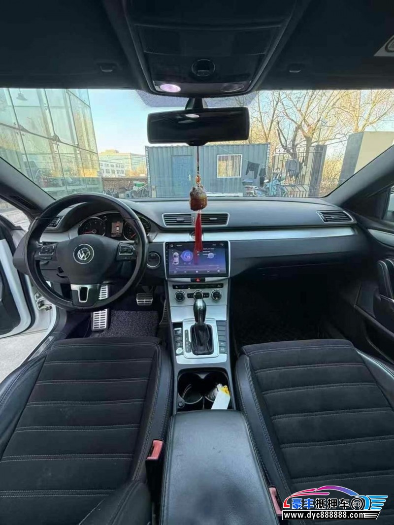 16年大众CC轿车抵押车出售