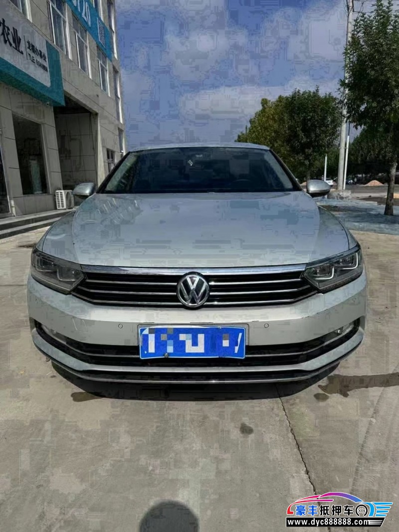 17年大众迈腾轿车抵押车出售