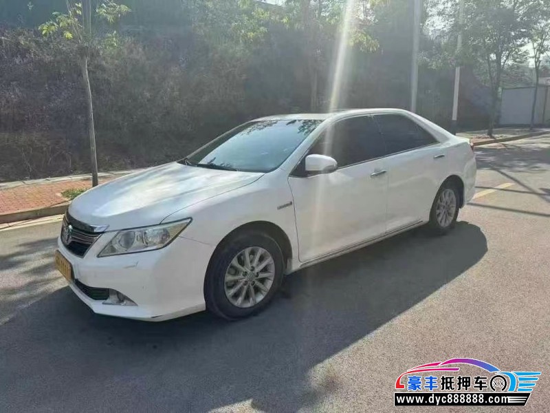 13年丰田凯美瑞轿车抵押车出售