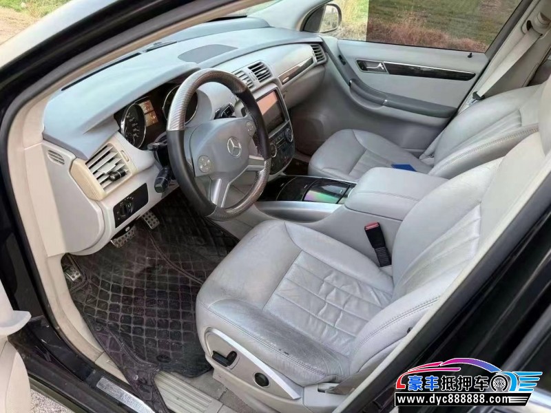 10年奔驰R轿车抵押车出售