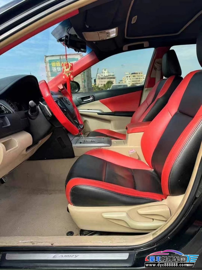 13年丰田凯美瑞轿车抵押车出售