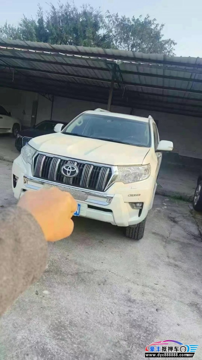 18年丰田普拉多（霸道）轿车抵押车出售