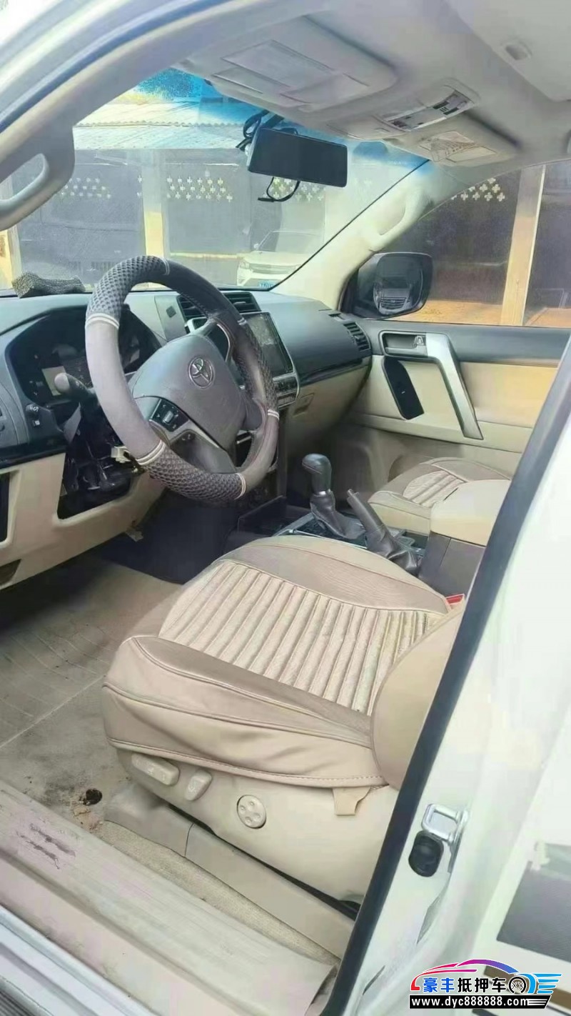 18年丰田普拉多（霸道）轿车抵押车出售