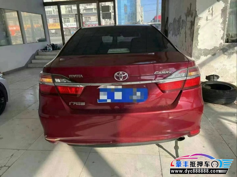 17年丰田凯美瑞轿车抵押车出售