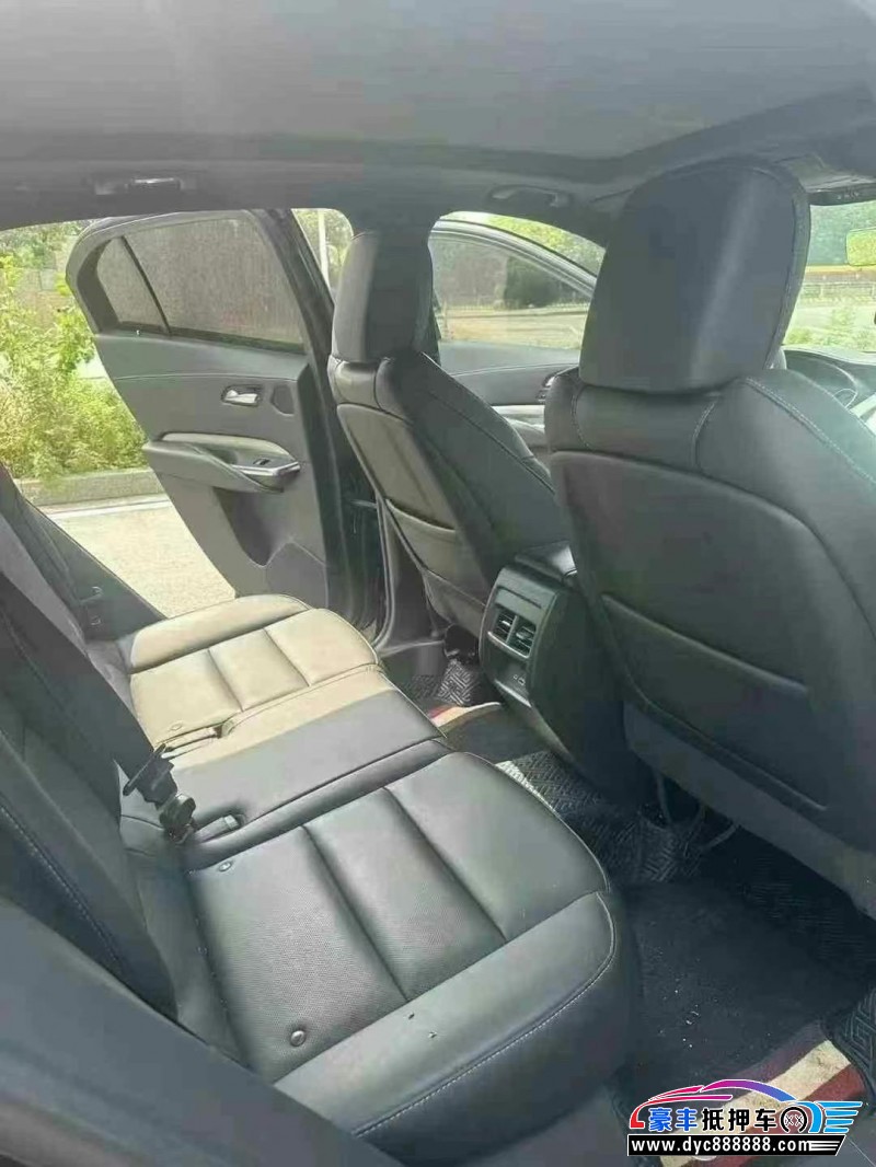 21年凯迪拉克XT4轿车抵押车出售