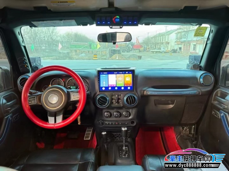 13年Jeep牧马人轿车抵押车出售