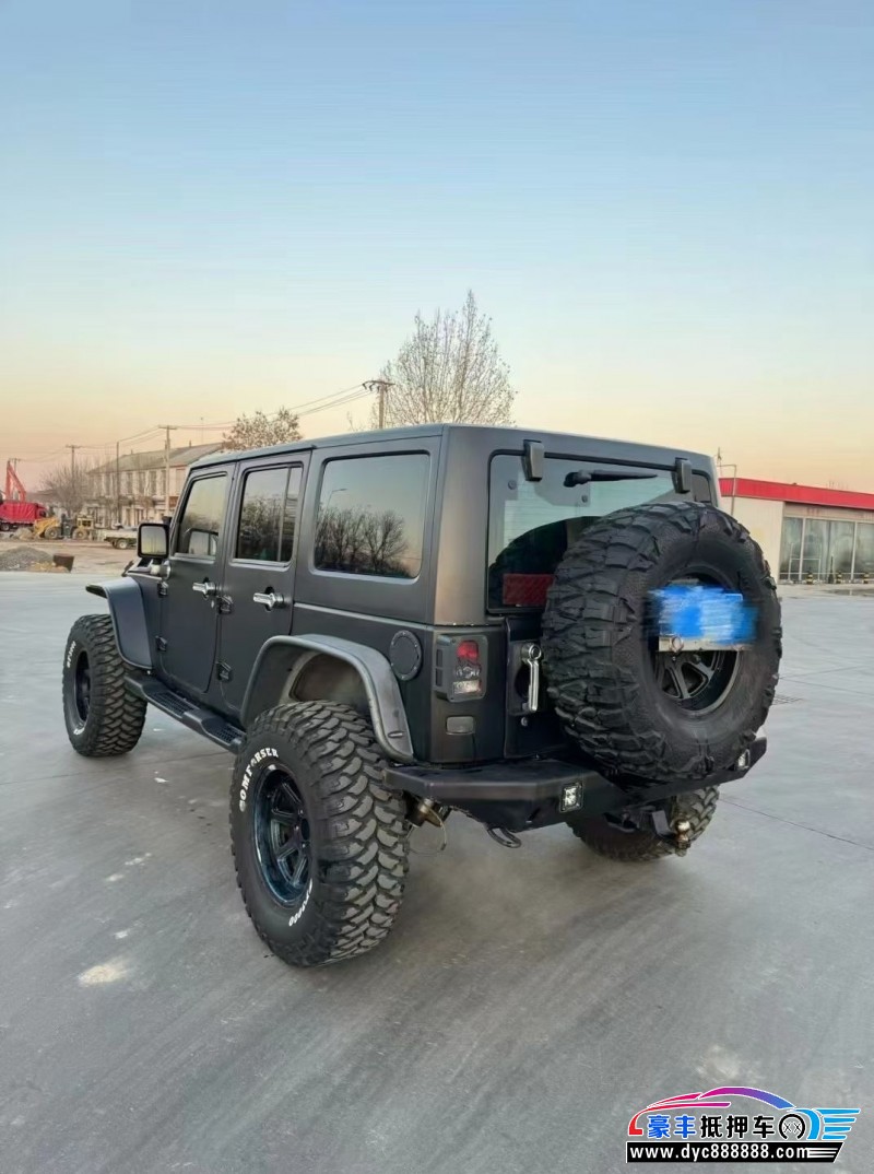 13年Jeep牧马人轿车抵押车出售