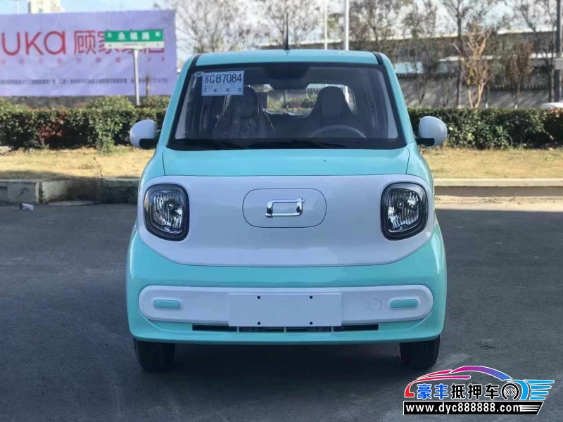 24年奔腾小马轿车抵押车出售