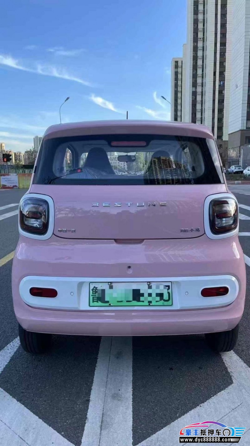 24年奔腾小马轿车抵押车出售