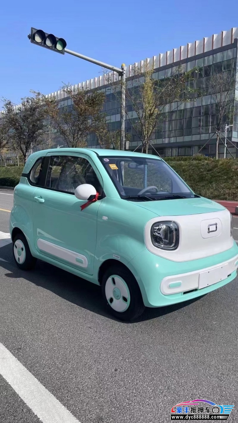 24年奔腾小马轿车抵押车出售