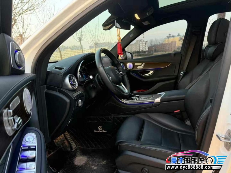 22年奔驰GLC轿车抵押车出售