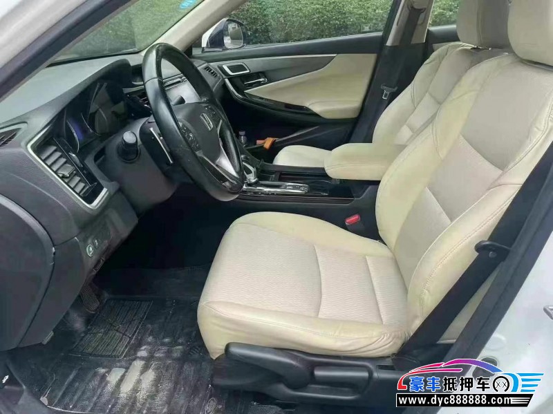 18年本田思铂睿轿车抵押车出售