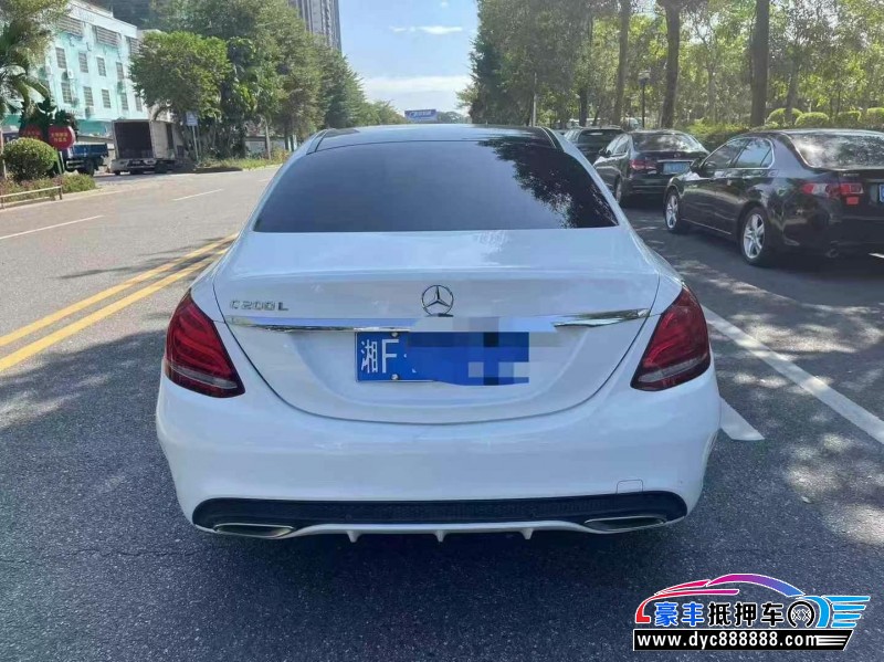 18年奔驰C轿车抵押车出售