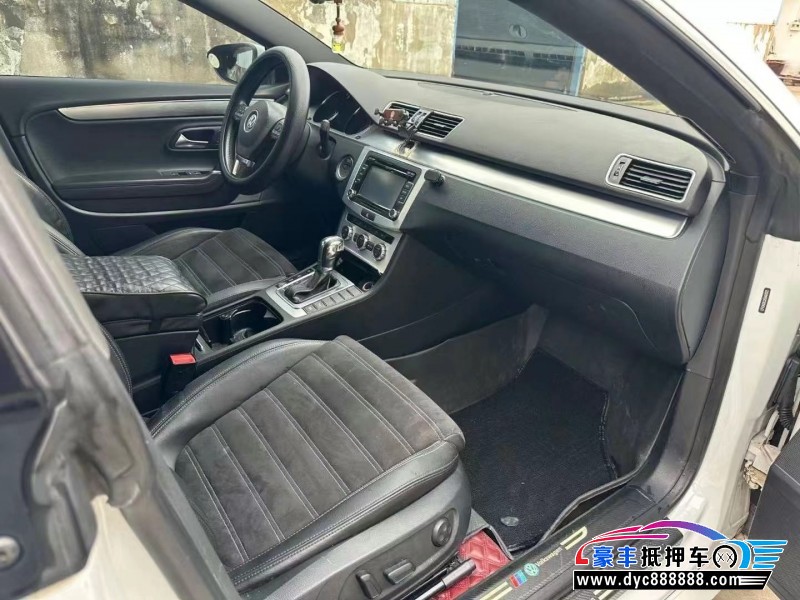 16年大众CC轿车抵押车出售