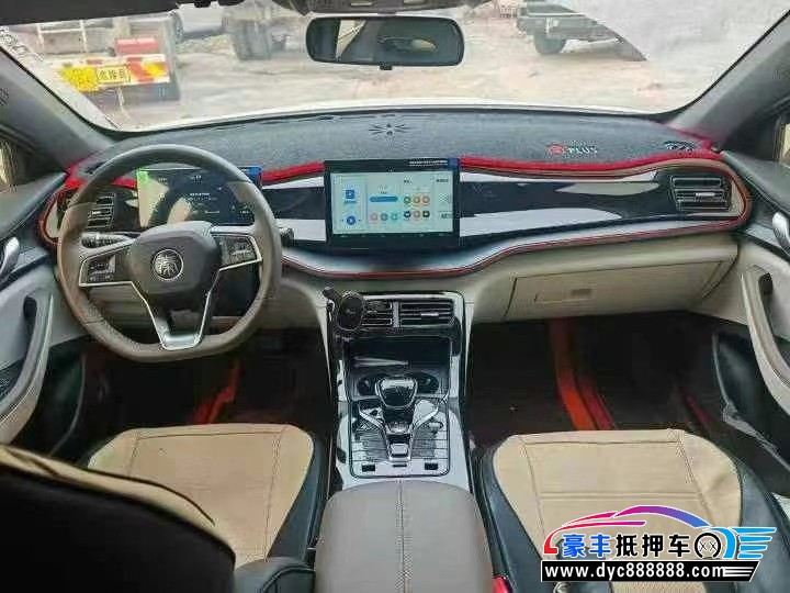 24年比亚迪秦轿车抵押车出售