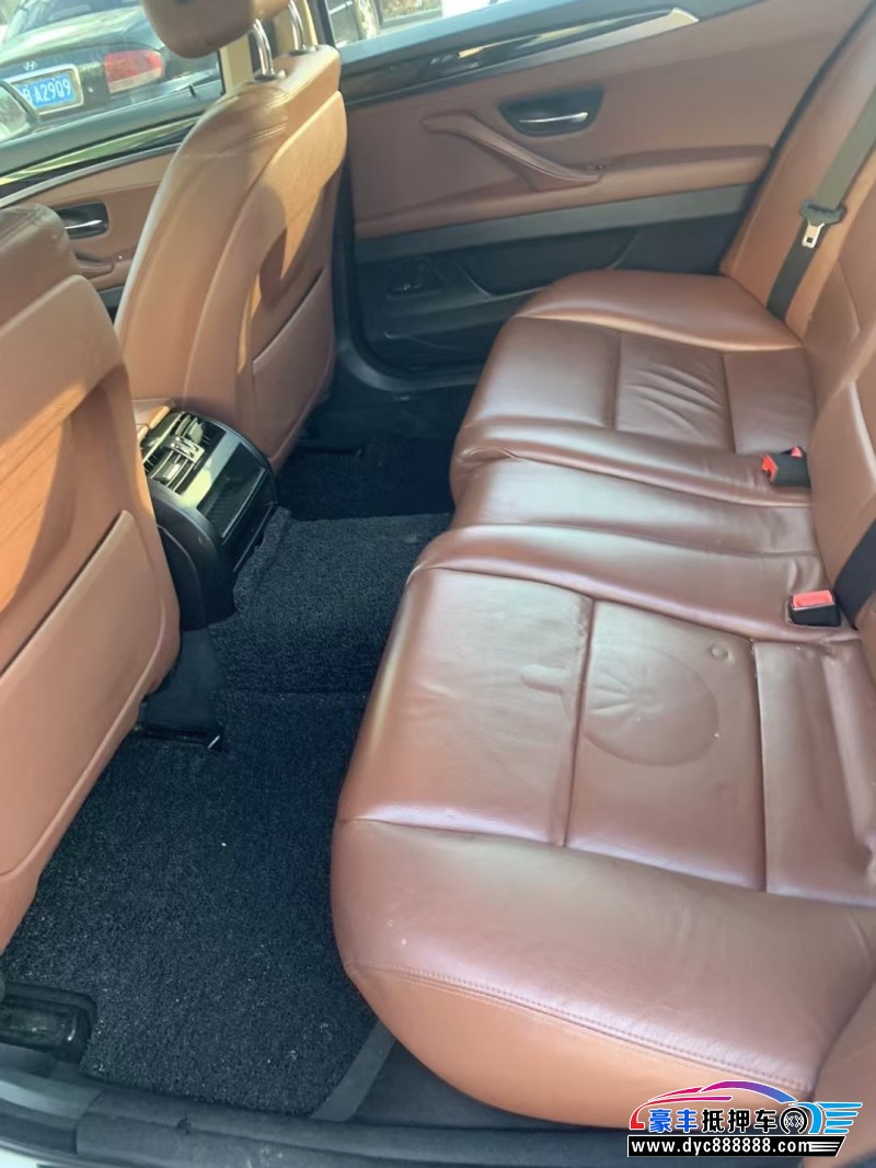 15年宝马5系轿车抵押车出售