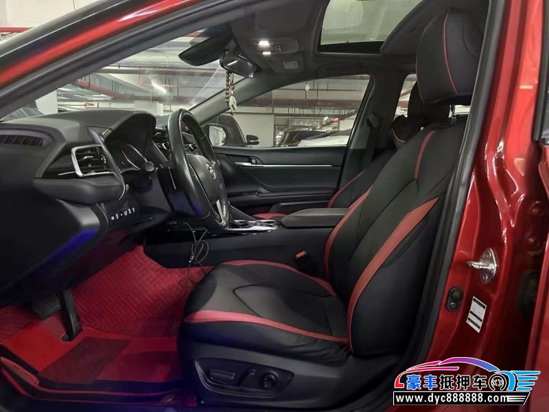 20年丰田凯美瑞轿车抵押车出售