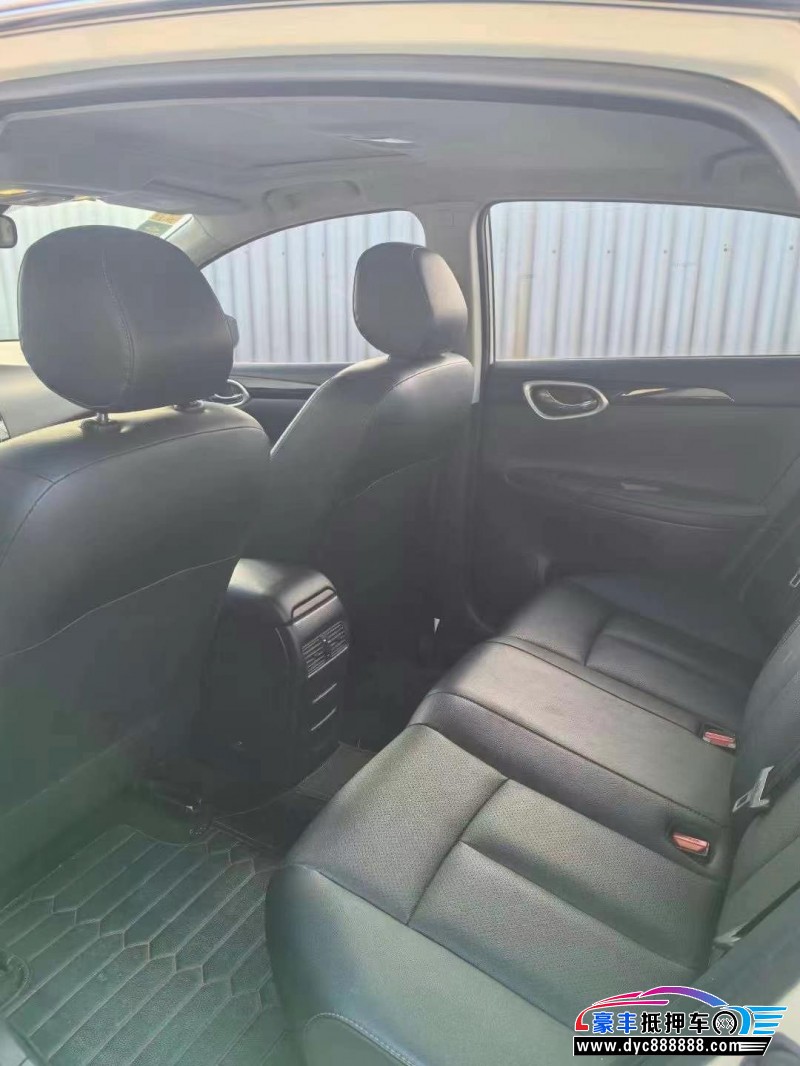 21年日产轩逸轿车抵押车出售