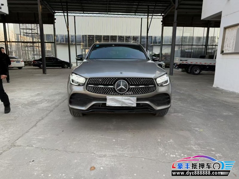 20年奔驰GLC轿车抵押车出售