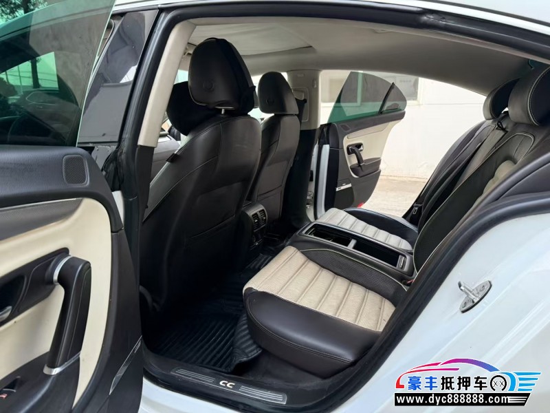 16年大众CC轿车抵押车出售