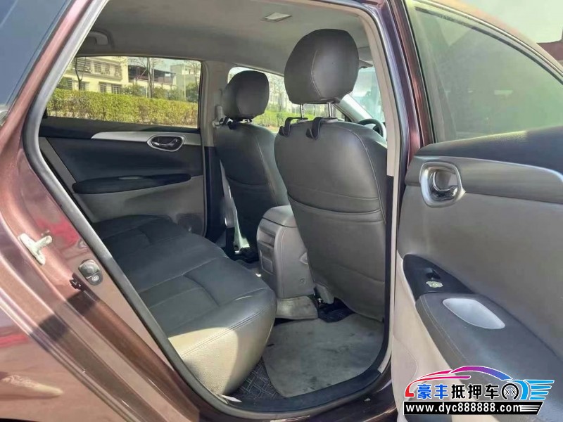 18年日产轩逸轿车抵押车出售