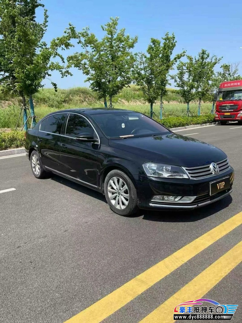 16年大众迈腾轿车抵押车出售