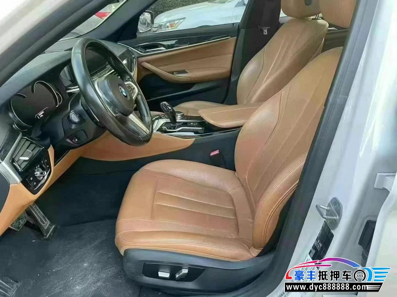 18年宝马5系轿车抵押车出售