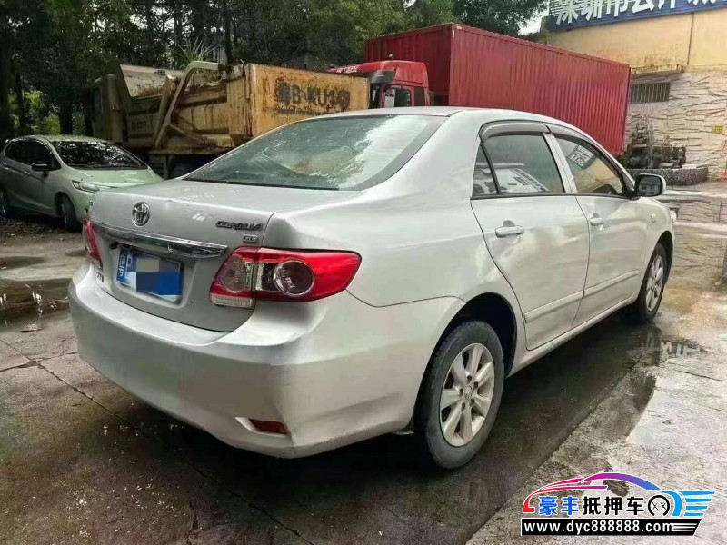 12年丰田卡罗拉轿车抵押车出售