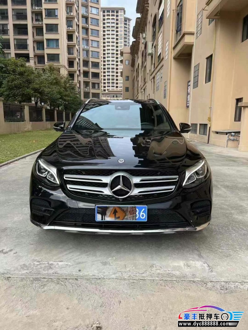 17年奔驰GLC轿车抵押车出售