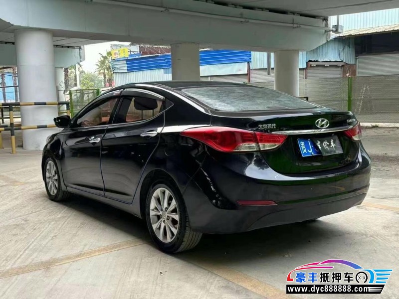 14年现代领动轿车抵押车出售