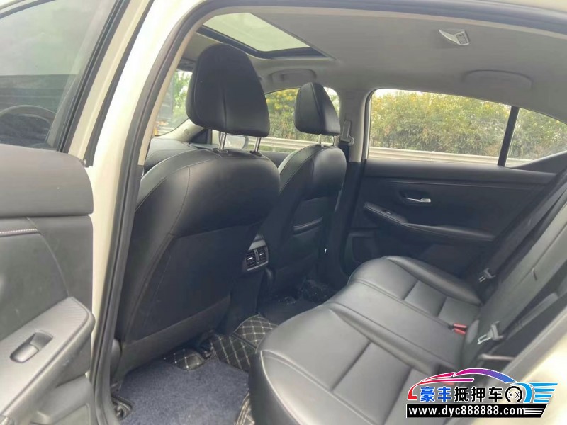 21年日产轩逸轿车抵押车出售