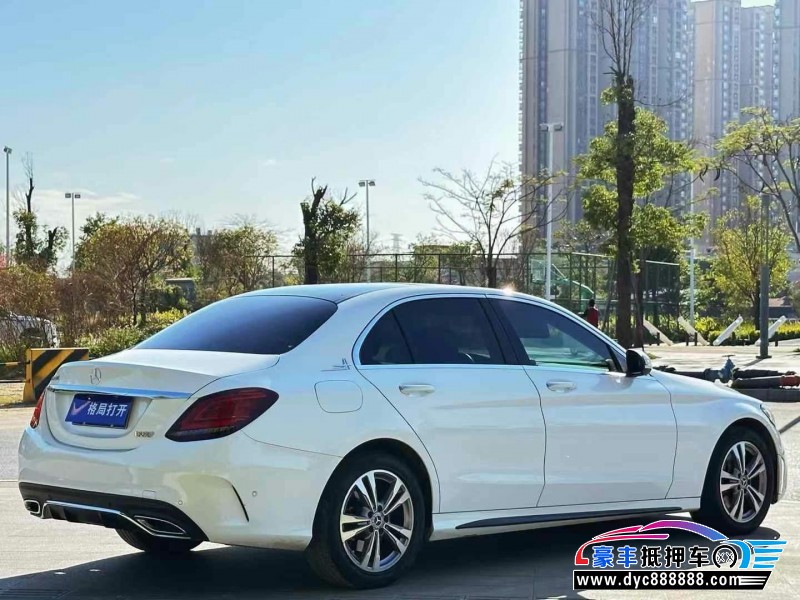 21年奔驰C轿车抵押车出售