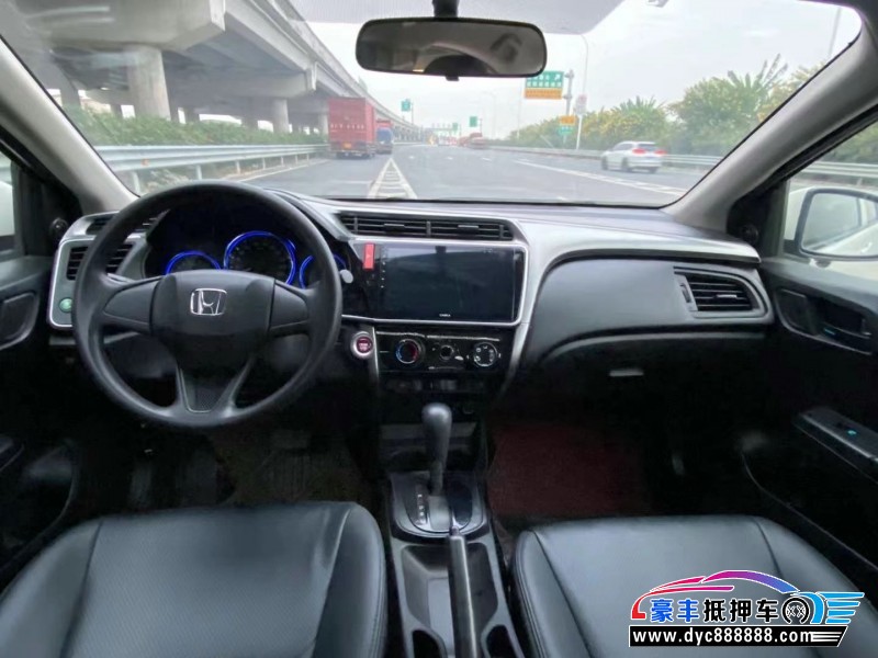 17年本田锋范轿车抵押车出售