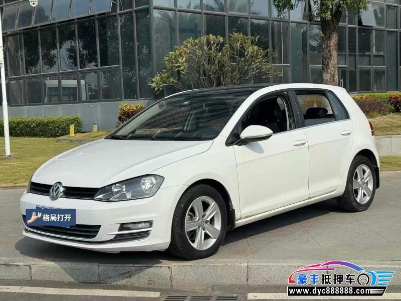 15年大众高尔夫轿车抵押车出售