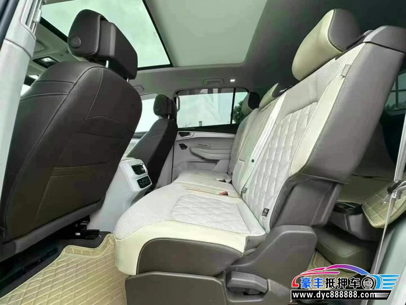 23年大众揽镜轿车抵押车出售