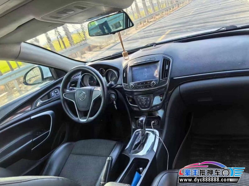 16年别克君威轿车抵押车出售