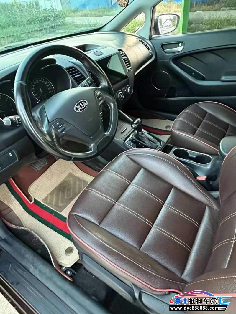 17年起亚K3轿车抵押车出售