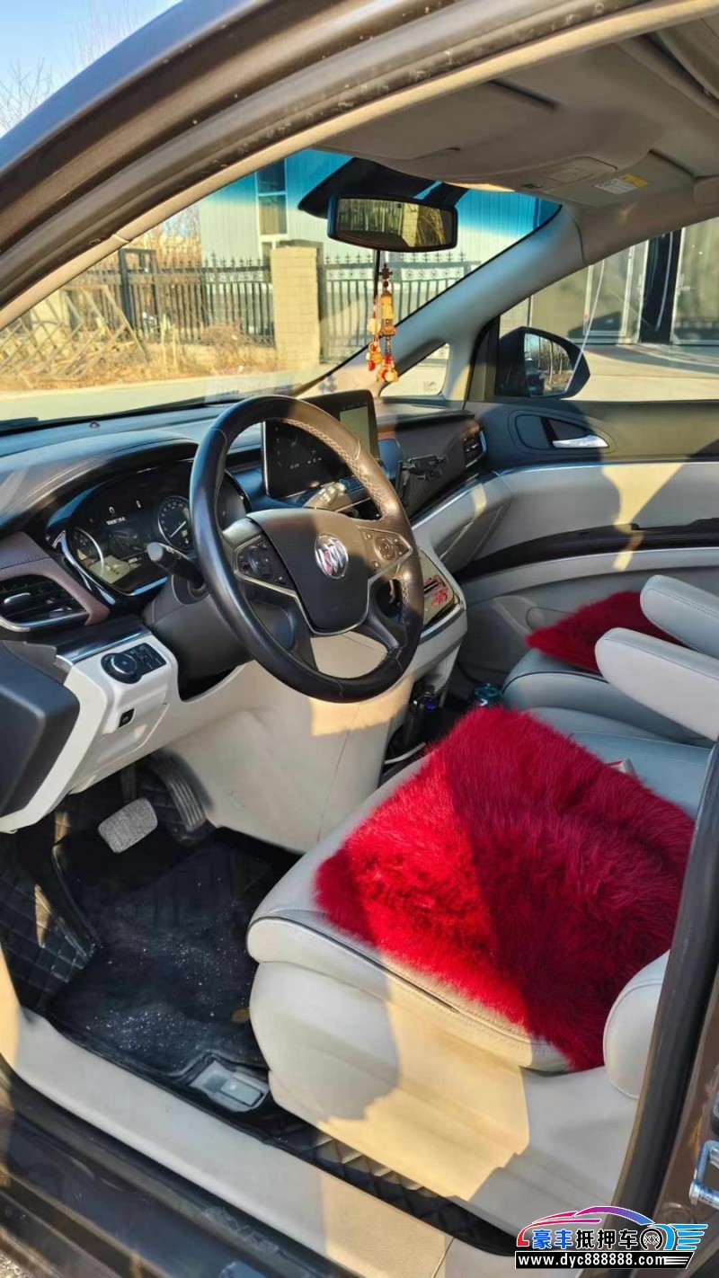 21年别克GL8轿车抵押车出售