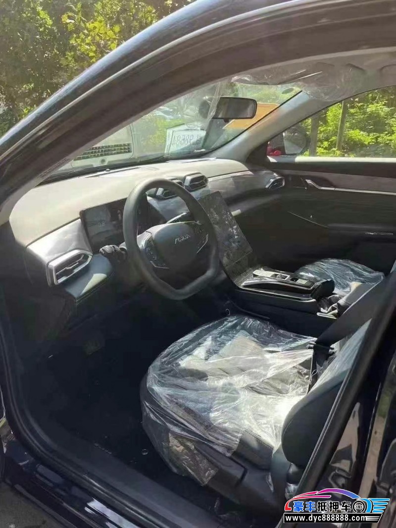 24年东风风神浩瀚轿车抵押车出售