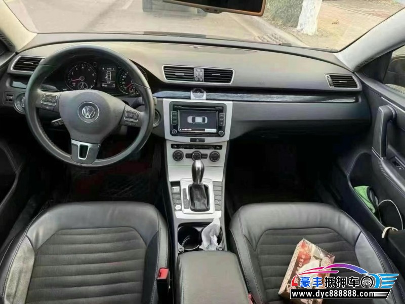 16年大众迈腾轿车抵押车出售