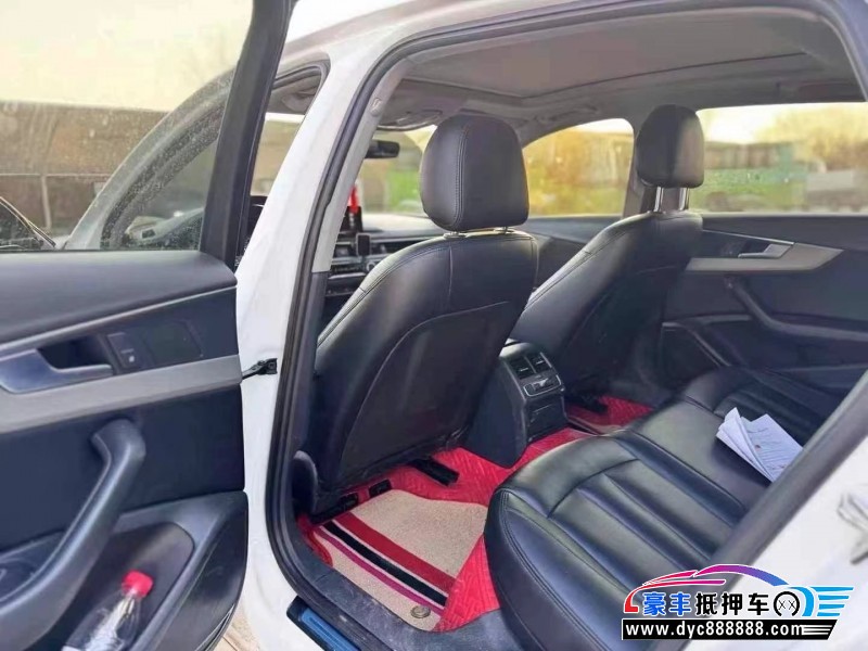 19年奥迪A4L轿车抵押车出售