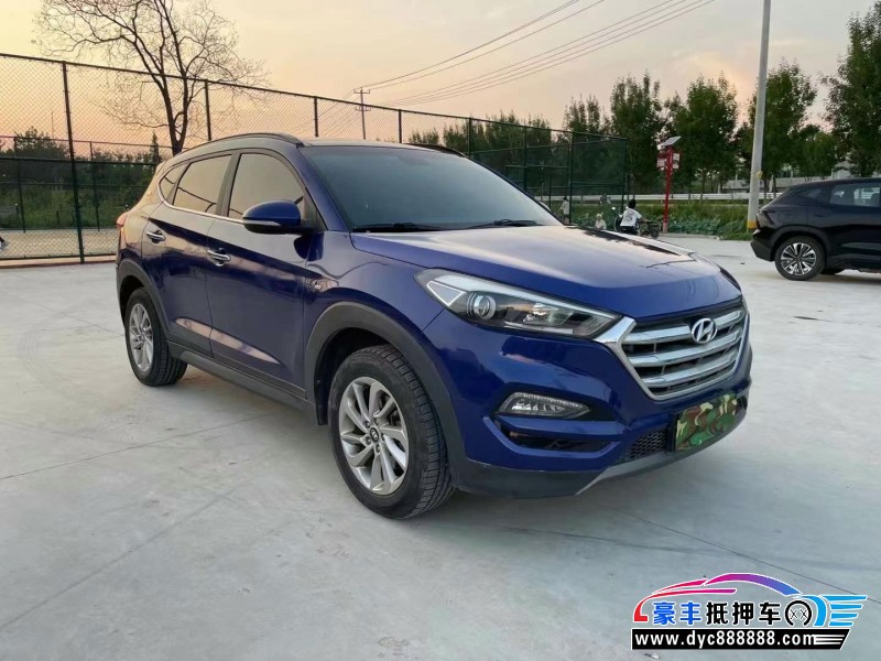 17年现代途胜轿车抵押车出售