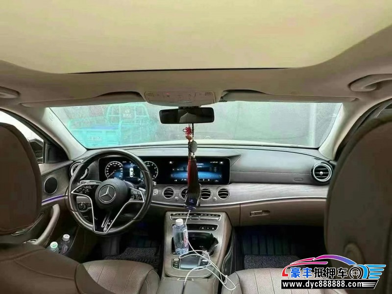 20年奔驰E轿车抵押车出售