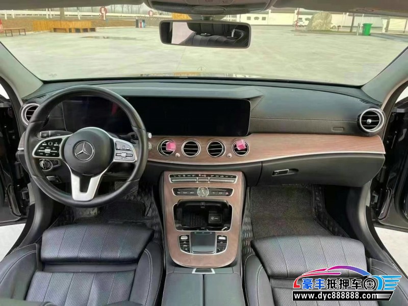 18年奔驰E轿车抵押车出售